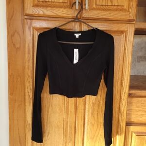 NWT Garage Black Cropped Long Sleeve Top